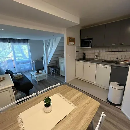 아파트 Res Du Golf +piscine 생시프리앙